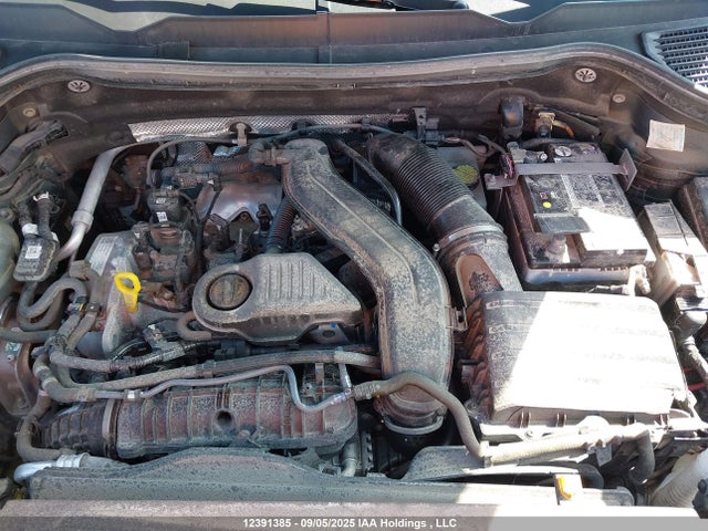 3VVAX7B22NM078891 Volkswagen tsi