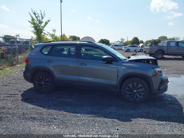 3VVAX7B22NM078891 Volkswagen tsi