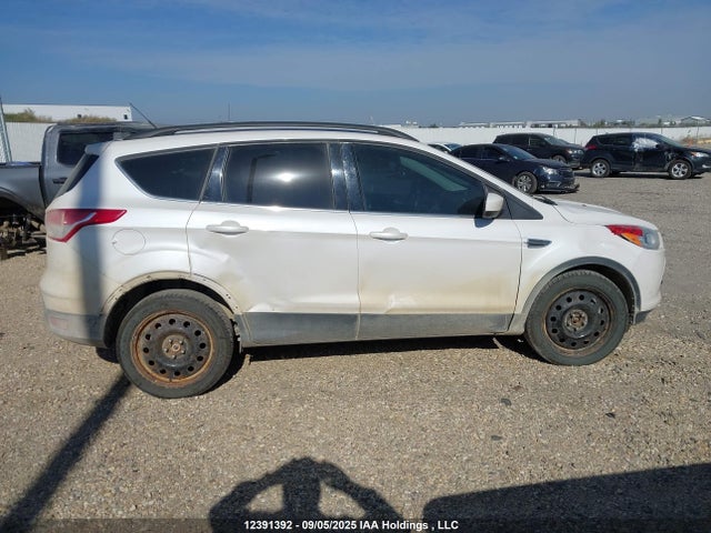 1FMCU9G92FUA96057 Ford 2015