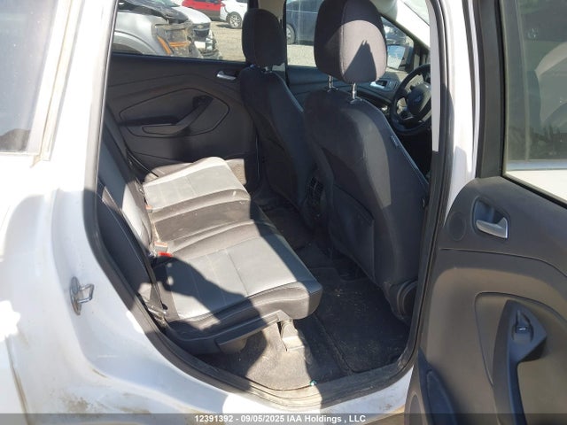 1FMCU9G92FUA96057 Ford 2015