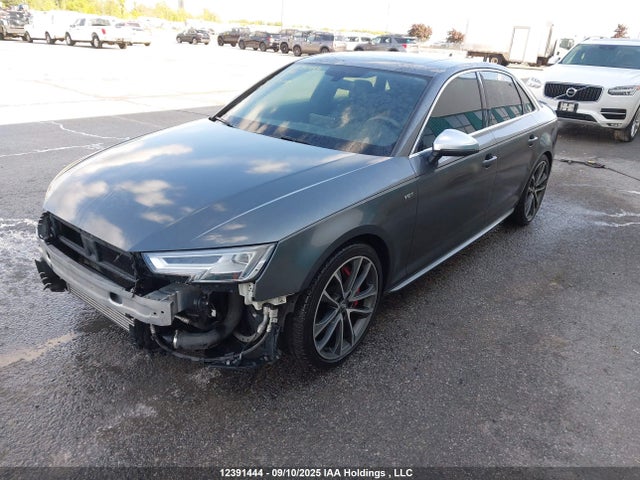 Audi S4 2018 WAUC4AF46JA011529 Image 2