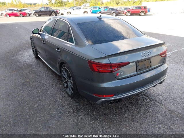 Audi S4 2018 WAUC4AF46JA011529 Image 3