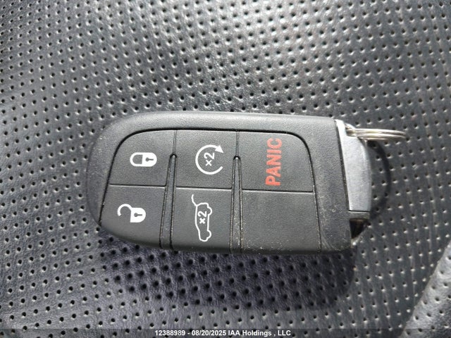 1C4SDJCT0FC795681 Dodge 2015