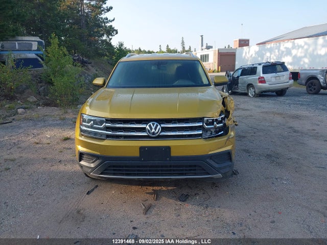Volkswagen fsi 2018 1V2HR2CA6JC506648 Image 12