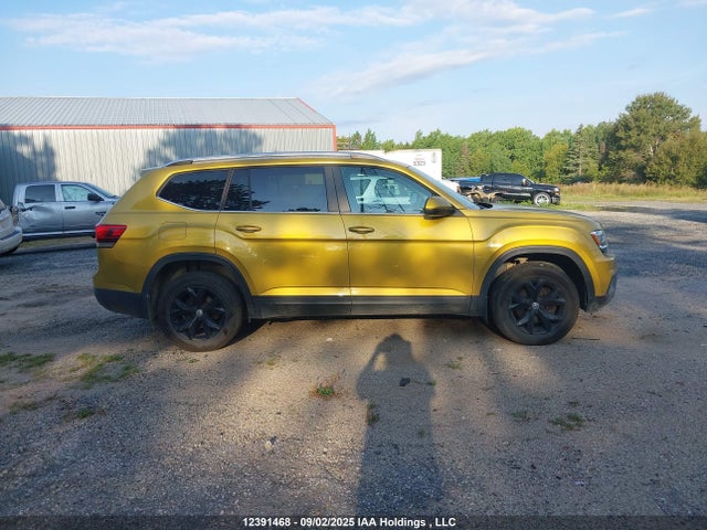 Volkswagen fsi 2018 1V2HR2CA6JC506648 Image 13