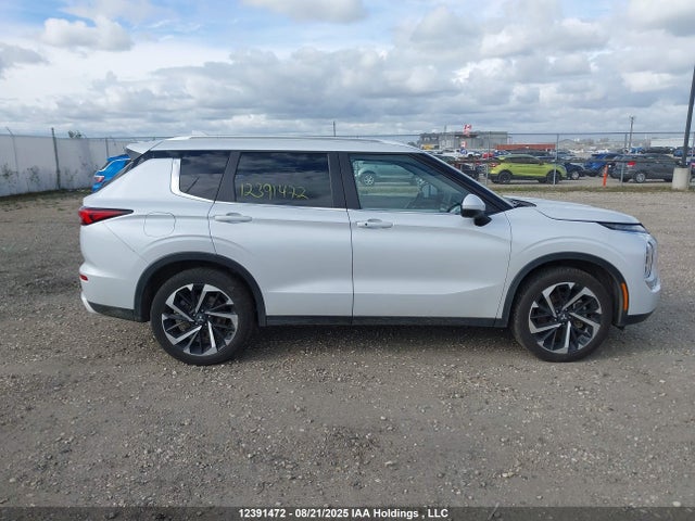 JA4J4UA85PZ613798 Mitsubishi Outlander