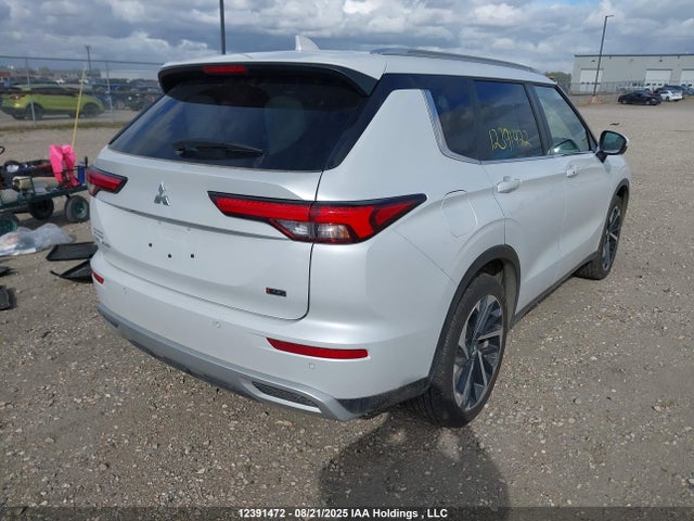 JA4J4UA85PZ613798 Mitsubishi Outlander