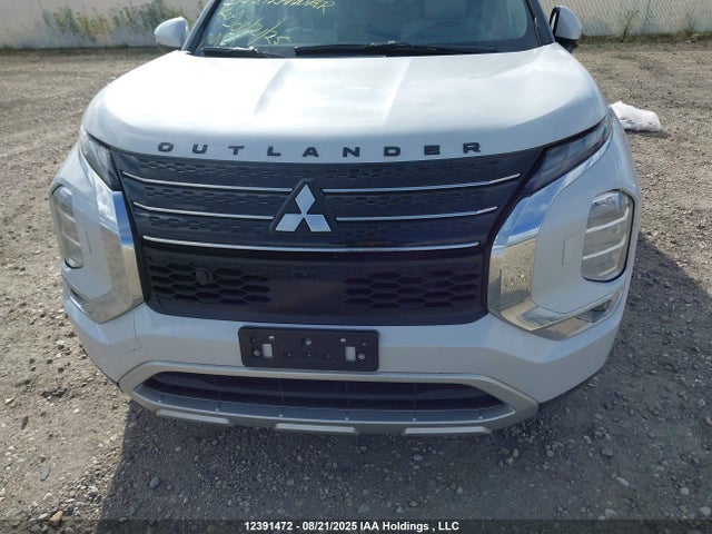 JA4J4UA85PZ613798 Mitsubishi Outlander