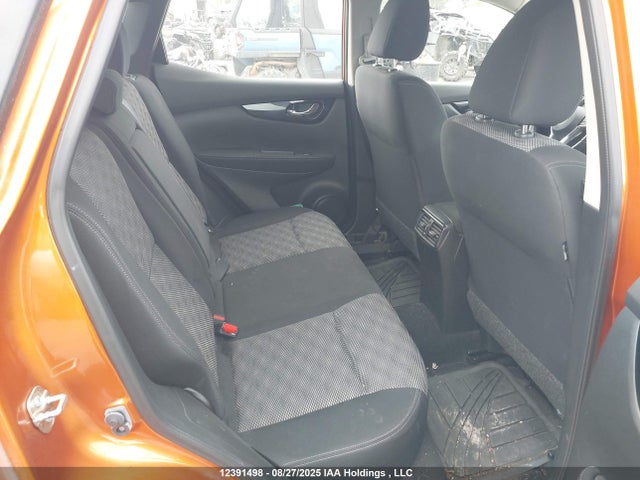JN1BJ1CR4KW328479 Nissan 2019