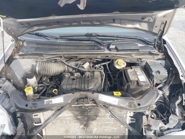 2C4RDGDG3GR209082 Dodge Grand Caravan