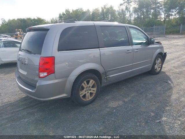 2C4RDGDG3GR209082 Dodge Grand Caravan