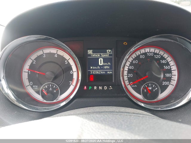 2C4RDGDG3GR209082 Dodge Grand Caravan