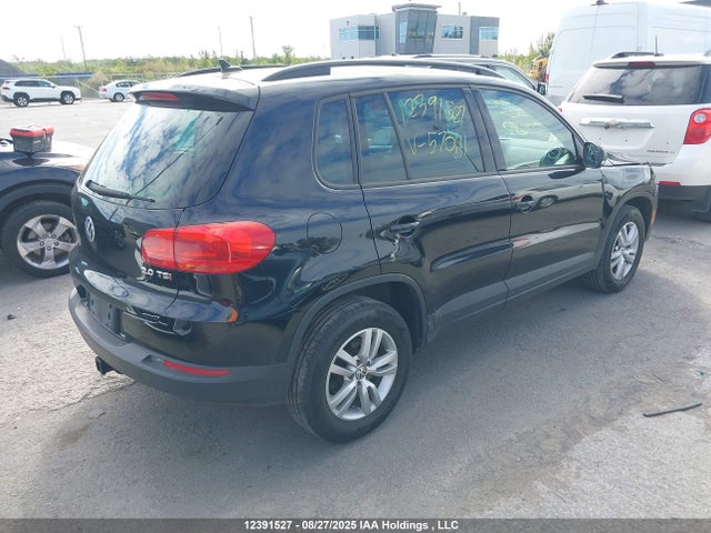 WVGKV7AX7FW570111 Volkswagen Tiguan