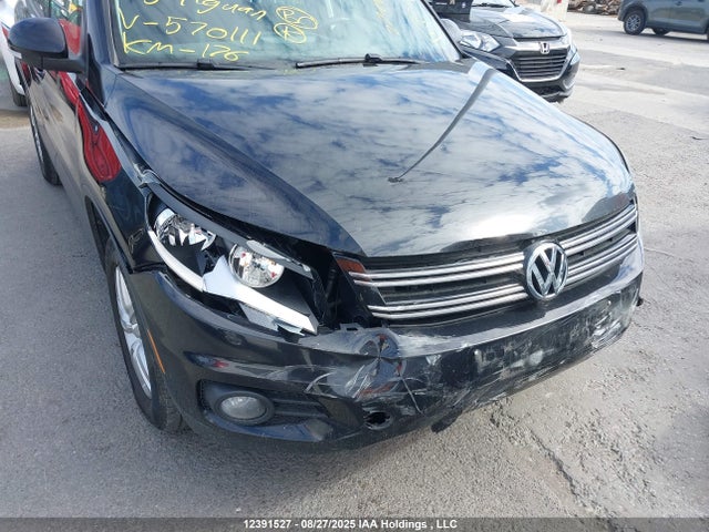 WVGKV7AX7FW570111 Volkswagen Tiguan