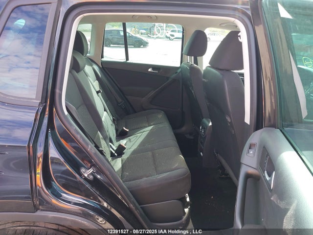 WVGKV7AX7FW570111 Volkswagen Tiguan