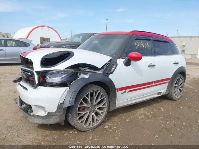 Mini 2015 2015 WMWXD1C58FWT97413 Image 2