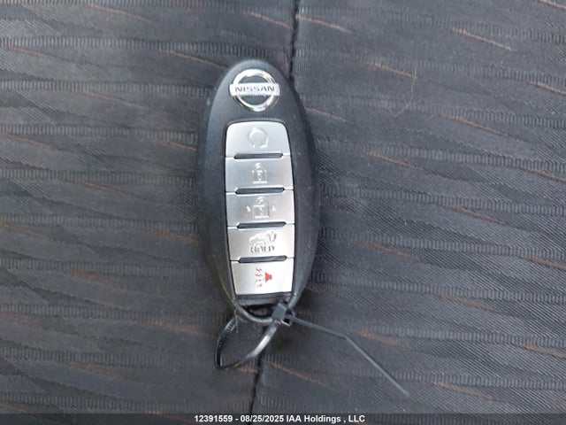 5N1AT2MV8HC843611 Nissan Rogue