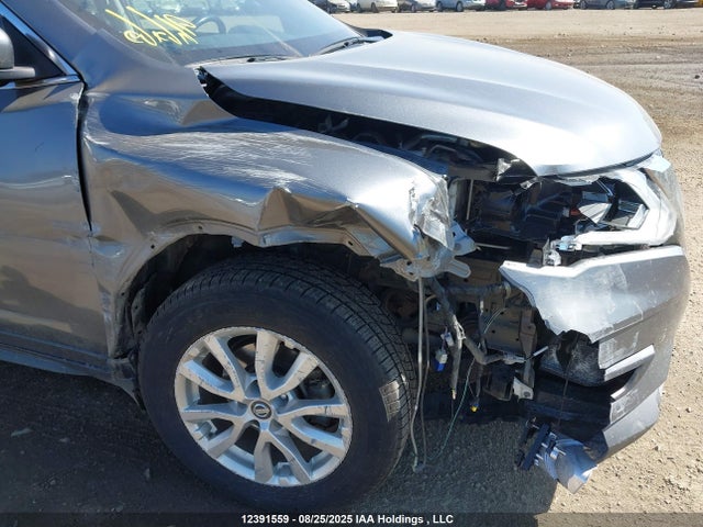 5N1AT2MV8HC843611 Nissan Rogue