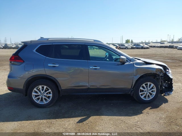 5N1AT2MV8HC843611 Nissan Rogue