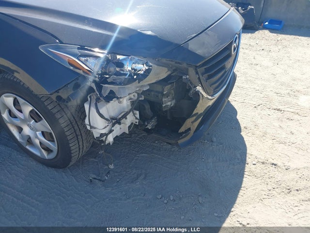 3MZBM1U70GM293901 Mazda pe