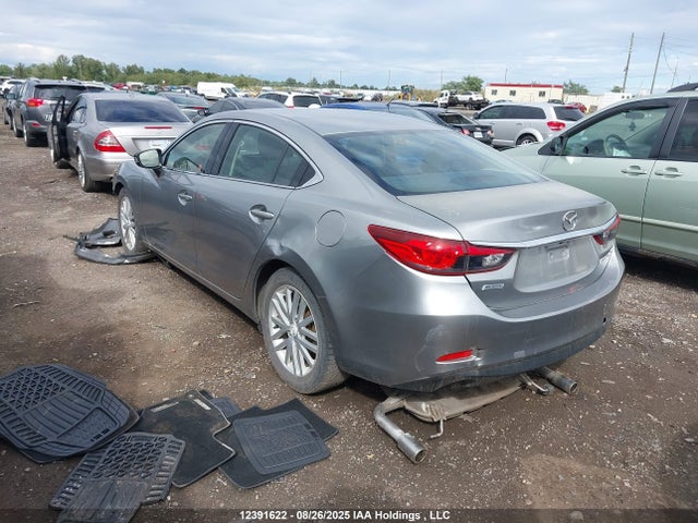 JM1GJ1V6XE1117911 Mazda py