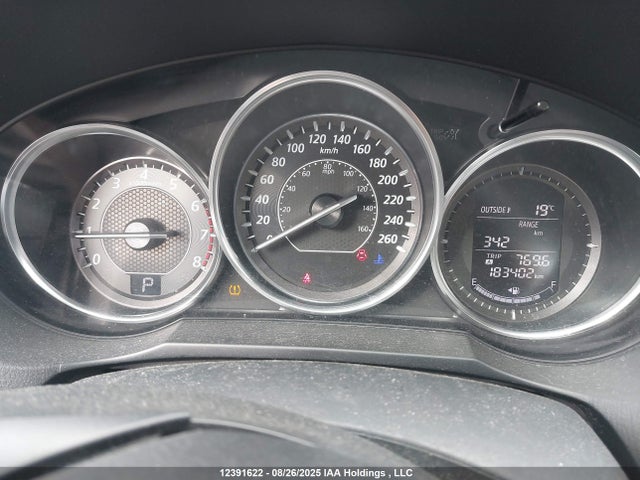 JM1GJ1V6XE1117911 Mazda py