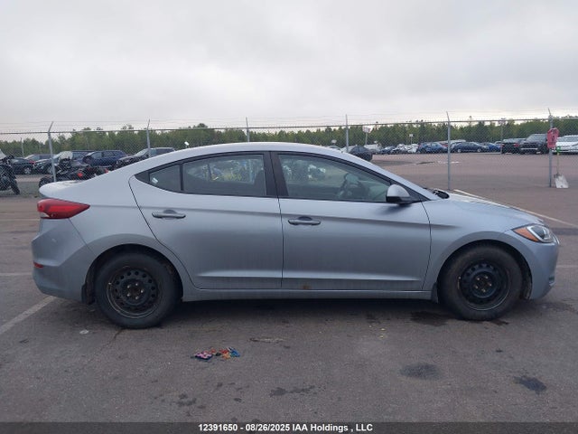 Hyundai Elantra 2017 5NPD74LF9HH117238 Image 14