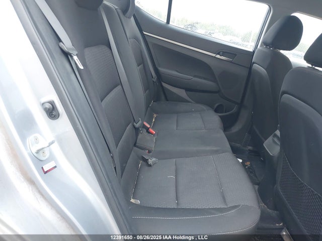 Hyundai Elantra 2017 5NPD74LF9HH117238 Image 8