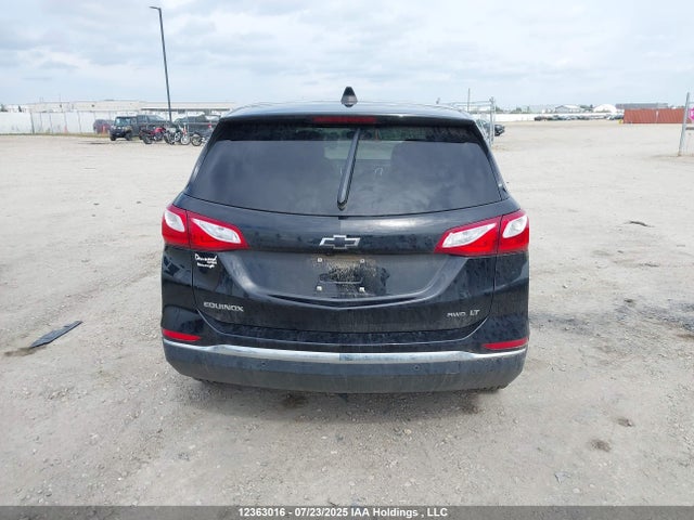 2GNAXUEV3M6110928 Chevrolet lyx