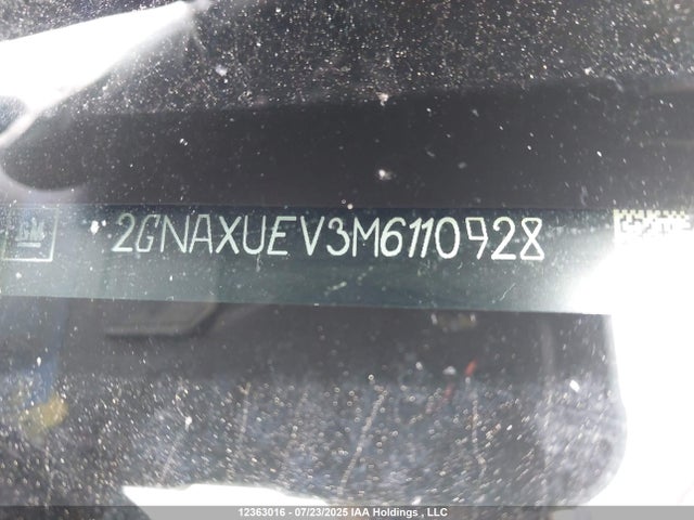 2GNAXUEV3M6110928 Chevrolet lyx