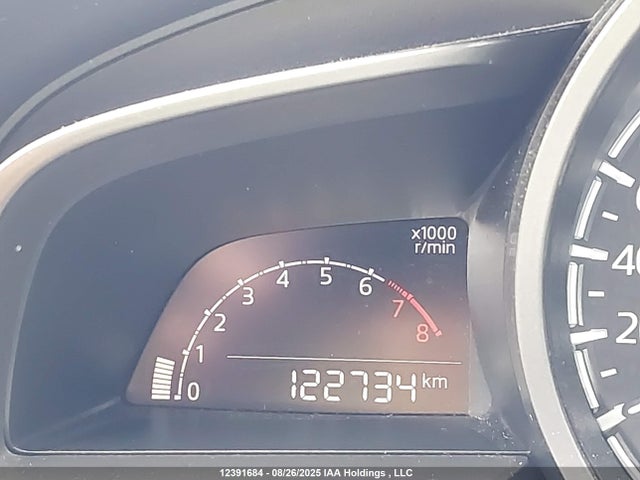 JM1BN1V77H1111771 Mazda pe