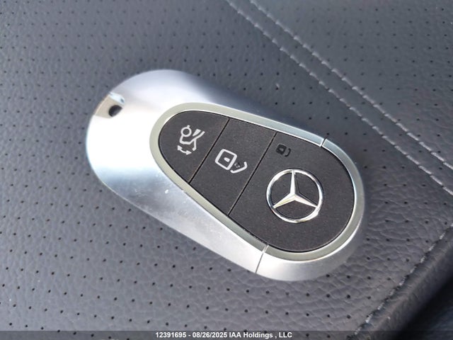 W1KAF4HB7SR268743 Mercedes-Benz m254