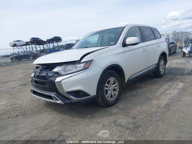 JA4AZ2A32KZ604222 Mitsubishi Outlander Es