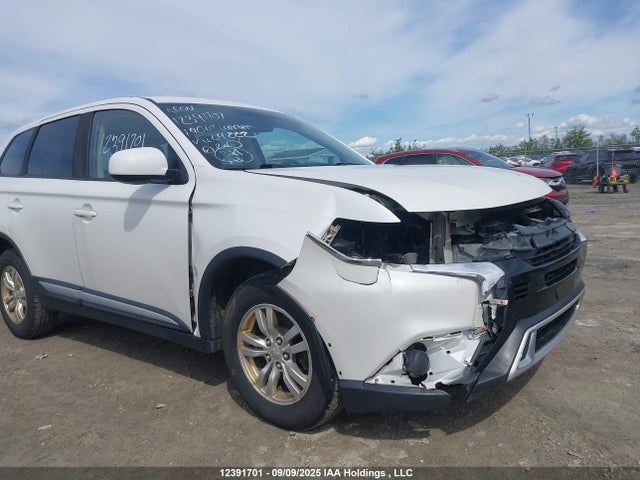 JA4AZ2A32KZ604222 Mitsubishi Outlander Es