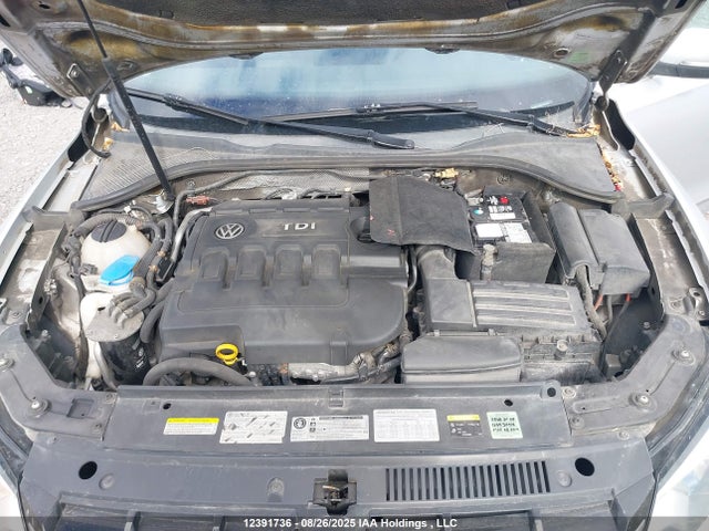 1VWBV7A36FC026425 Volkswagen Passat