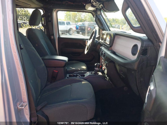 1C4RJXN61RW120992 Jeep Wrangler