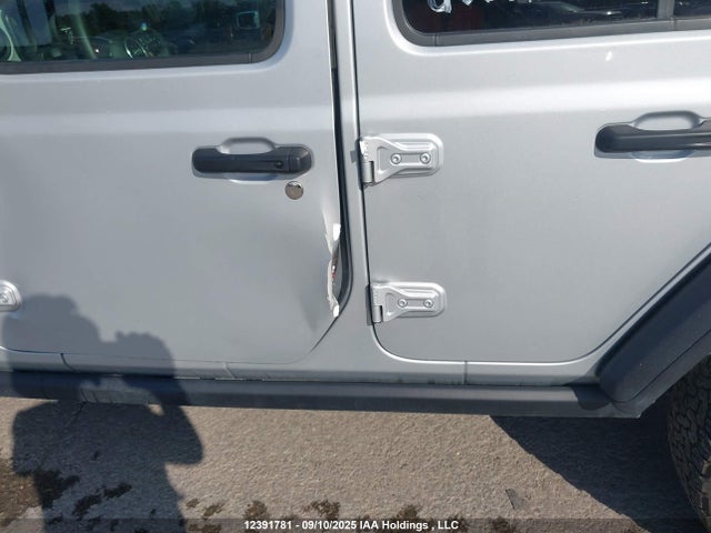 1C4RJXN61RW120992 Jeep Wrangler