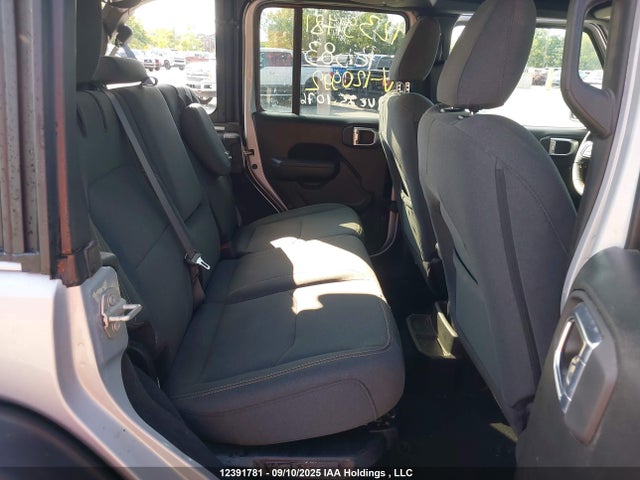 1C4RJXN61RW120992 Jeep Wrangler
