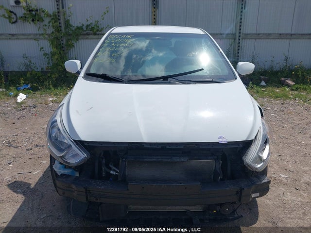 KMHCT5AEXHU352658 Hyundai 2017