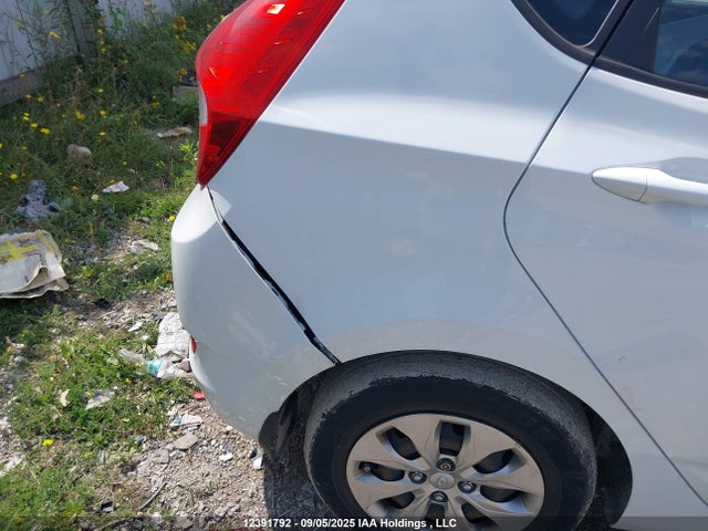 KMHCT5AEXHU352658 Hyundai 2017