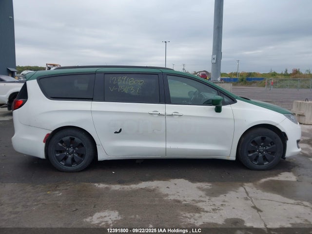 2C4RC1L71LR151131 Chrysler Pacifica
