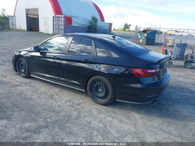 12391804 :رقم المزاد ، 3VW5T7BU6MM023935 vin ، 2021 Volkswagen Jetta Gli مزاد بيع