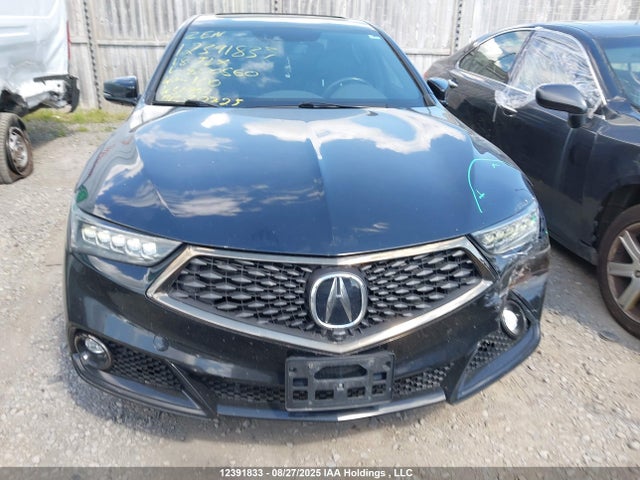 Acura j35y6 2018 19UUB3F85JA800560 Image 12