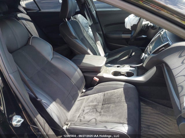 Acura j35y6 2018 19UUB3F85JA800560 Image 5