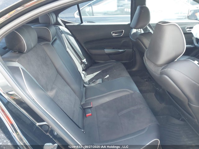 Acura j35y6 2018 19UUB3F85JA800560 Image 8