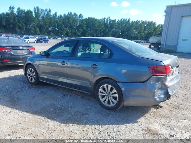 3VW2K7AJ1EM351326 Volkswagen Jetta