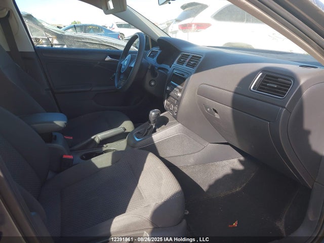 3VW2K7AJ1EM351326 Volkswagen Jetta