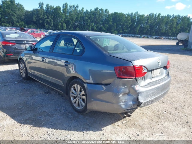 3VW2K7AJ1EM351326 Volkswagen Jetta