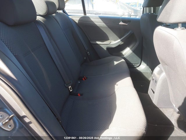 3VW2K7AJ1EM351326 Volkswagen Jetta