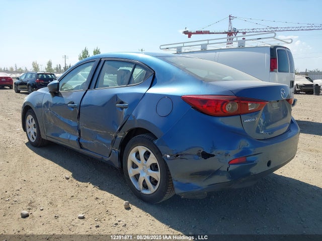 Mazda pe 2018 3MZBN1U71JM220122 Image 3